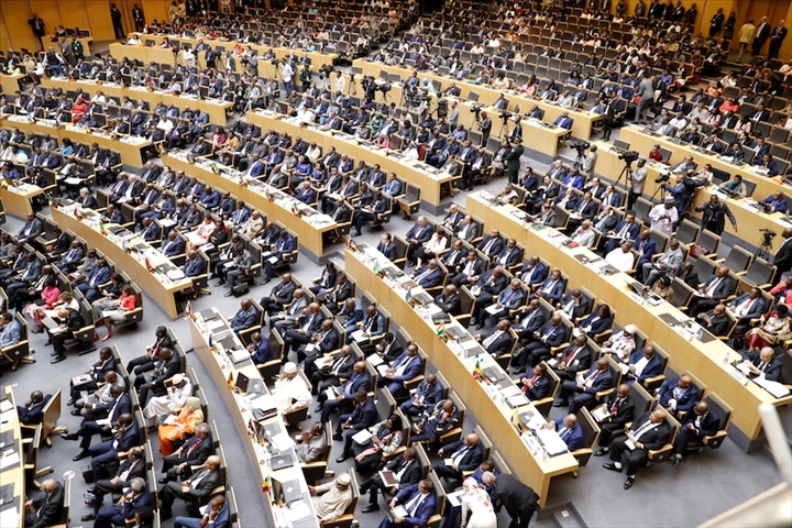 Exclusif : les pays africains envisagent le premier échange conjoint « dette contre nature » au monde